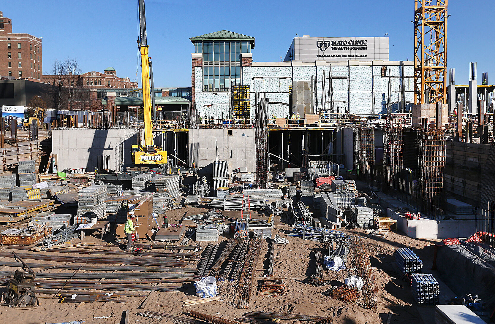 Construction of Mayo Hospital